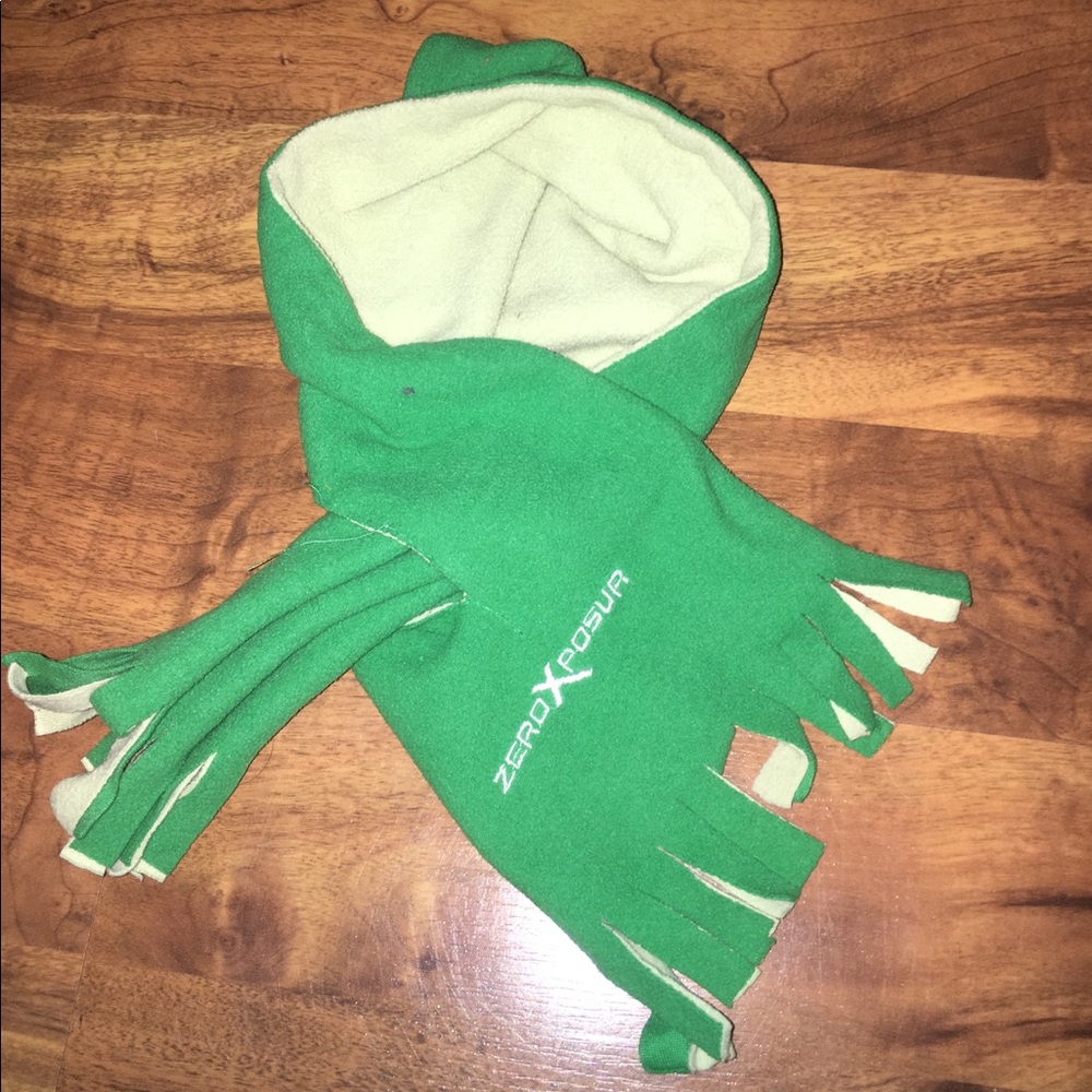 Green scarf